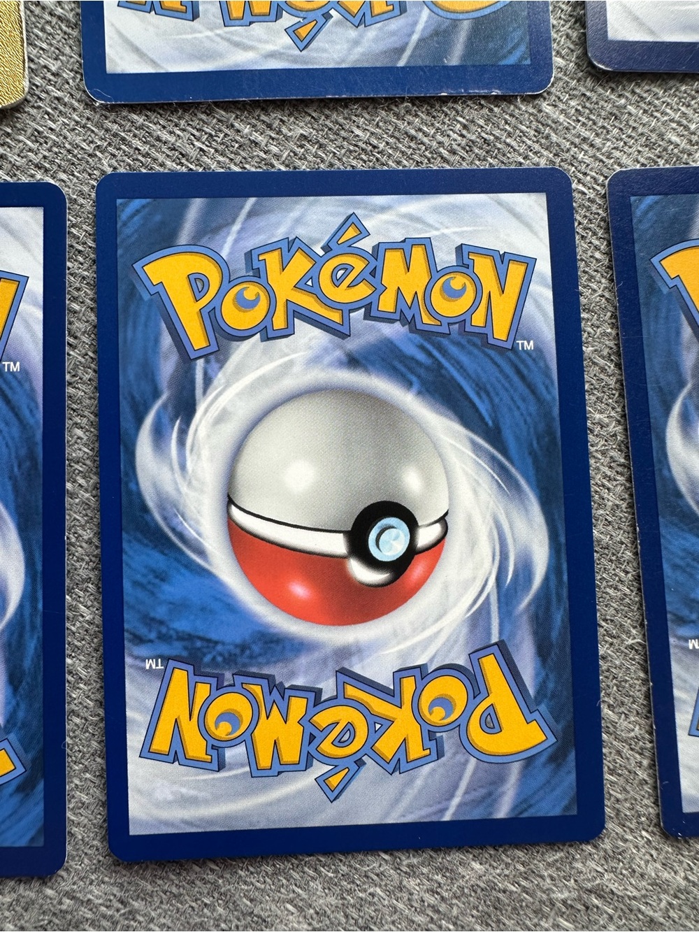 Pokemon Trading Card Lot - Gold Flareon V, Yellow Pikachu, Blue Latias - Picture 13 of 16
